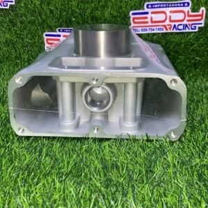 Cilindro 200cc para motor de carretón, sistema de enfriamiento por agua, repuesto reforzado de alto rendimiento y durabilidad.